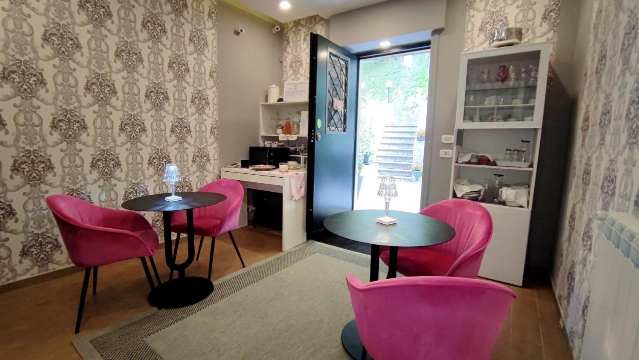 Il Roseto Bed and Breakfast Frosinone Buitenkant foto