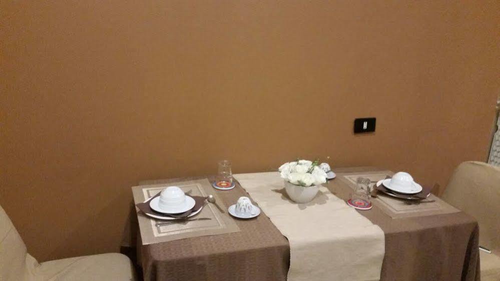 Il Roseto Bed and Breakfast Frosinone Buitenkant foto