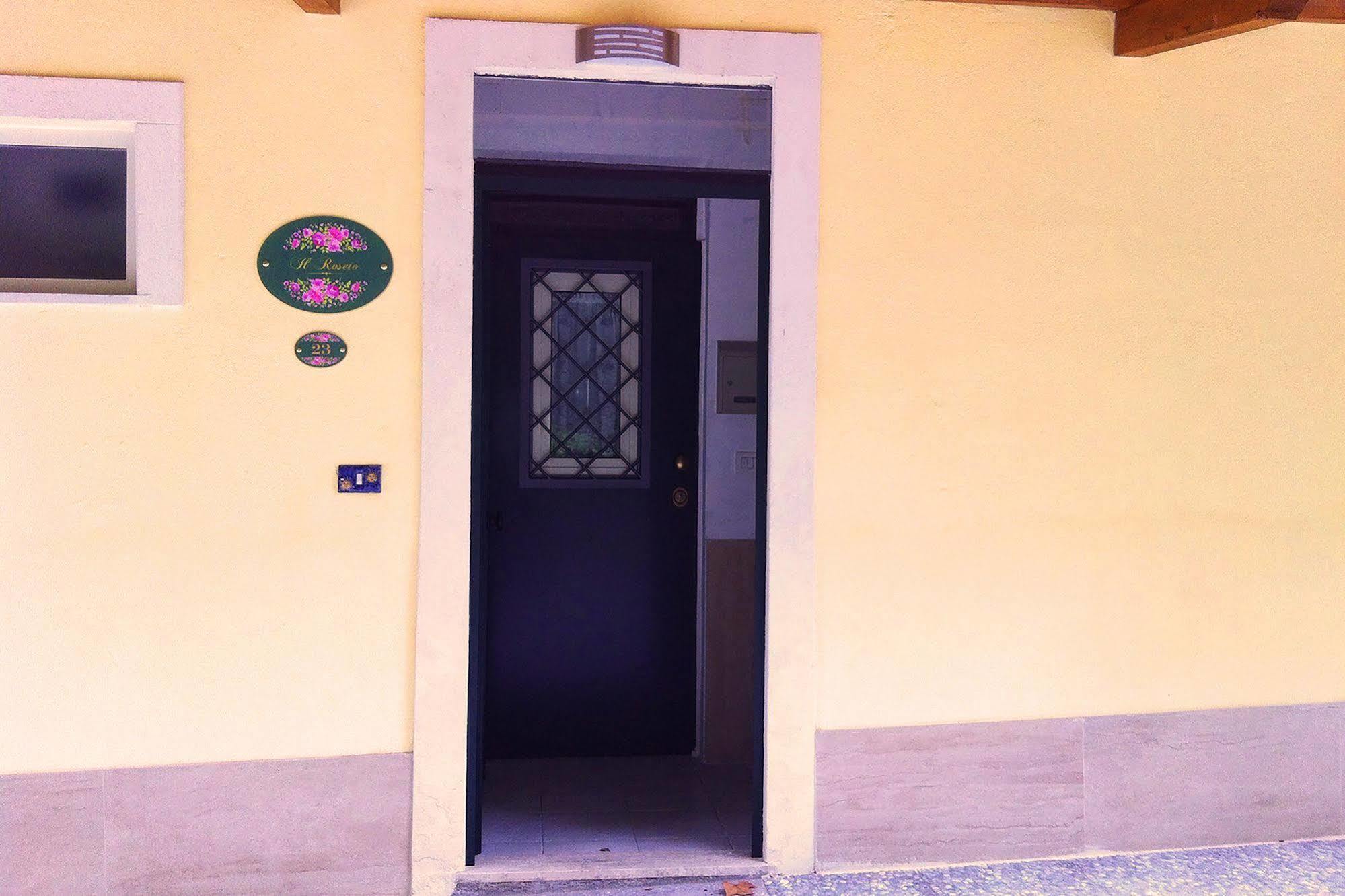 Il Roseto Bed and Breakfast Frosinone Buitenkant foto